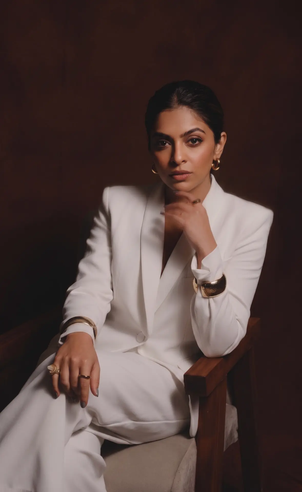 Portrait of Nankii Siingh, founder of The Why's Owl